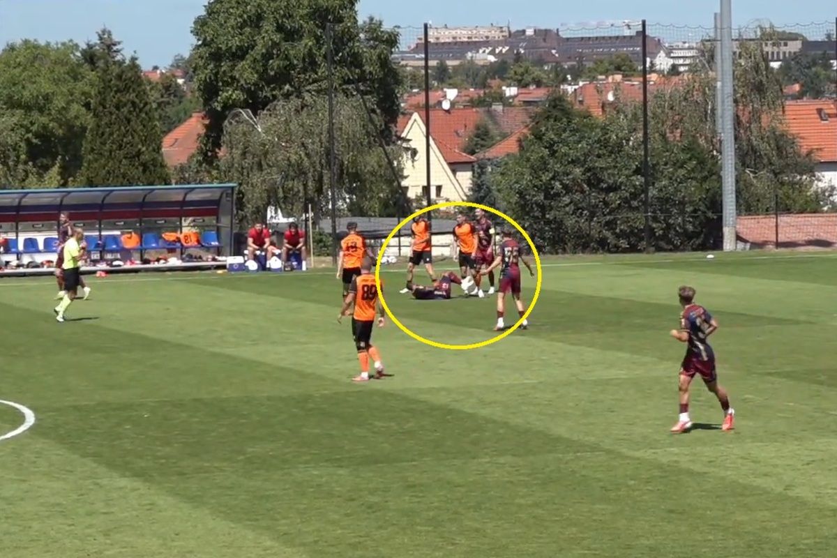 Absurdalna czerwona kartka w meczu Pogoni Szczecin