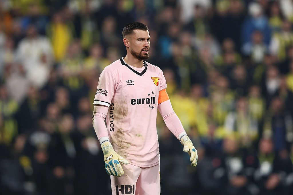 Polak odchodzi z Turcji. Tropy prowadzą do Lecha