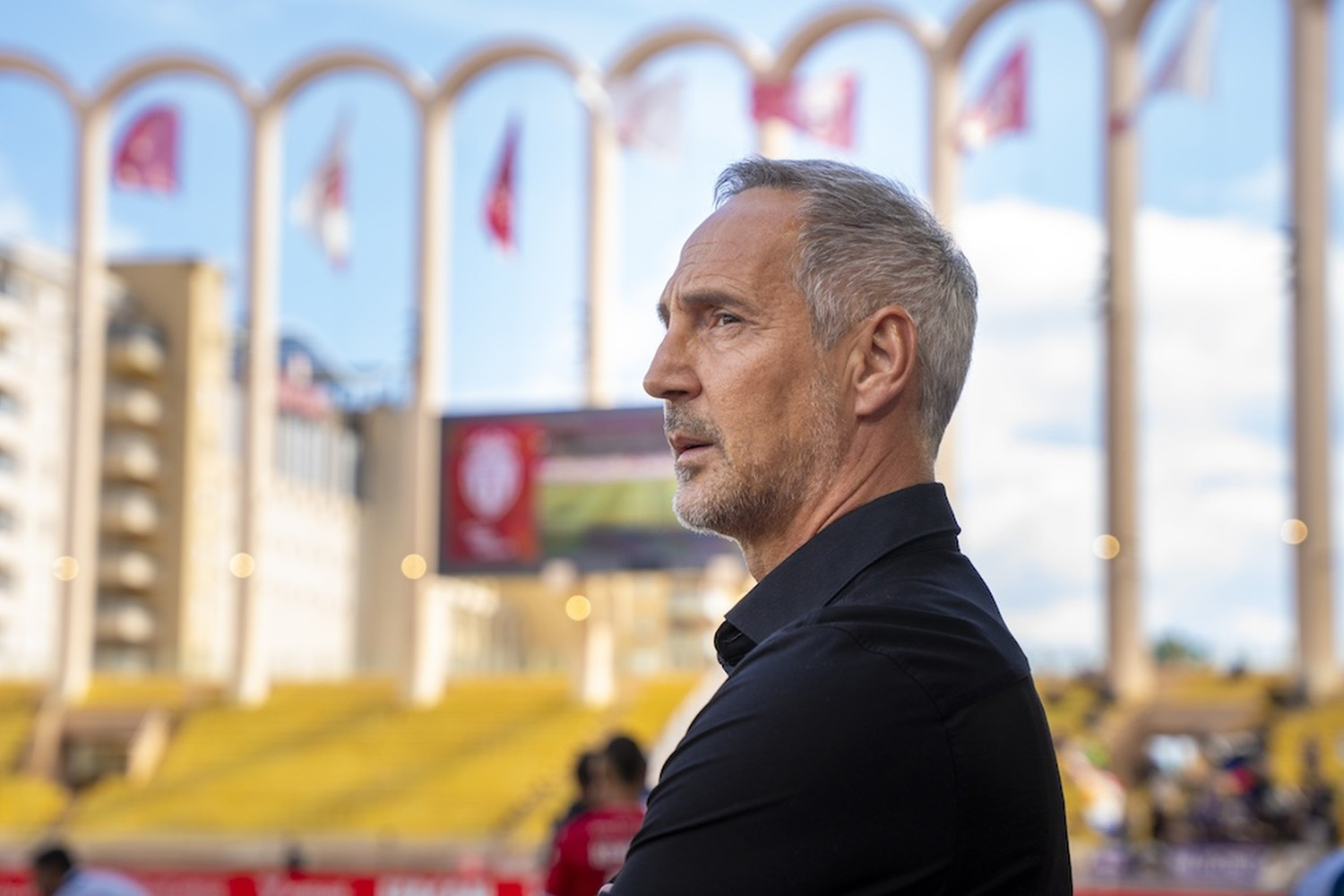 OFICJALNIE: Eintracht Frankfurt wybrał nowego trenera. Powrót do sprawdzonej formuły | Transfery.info