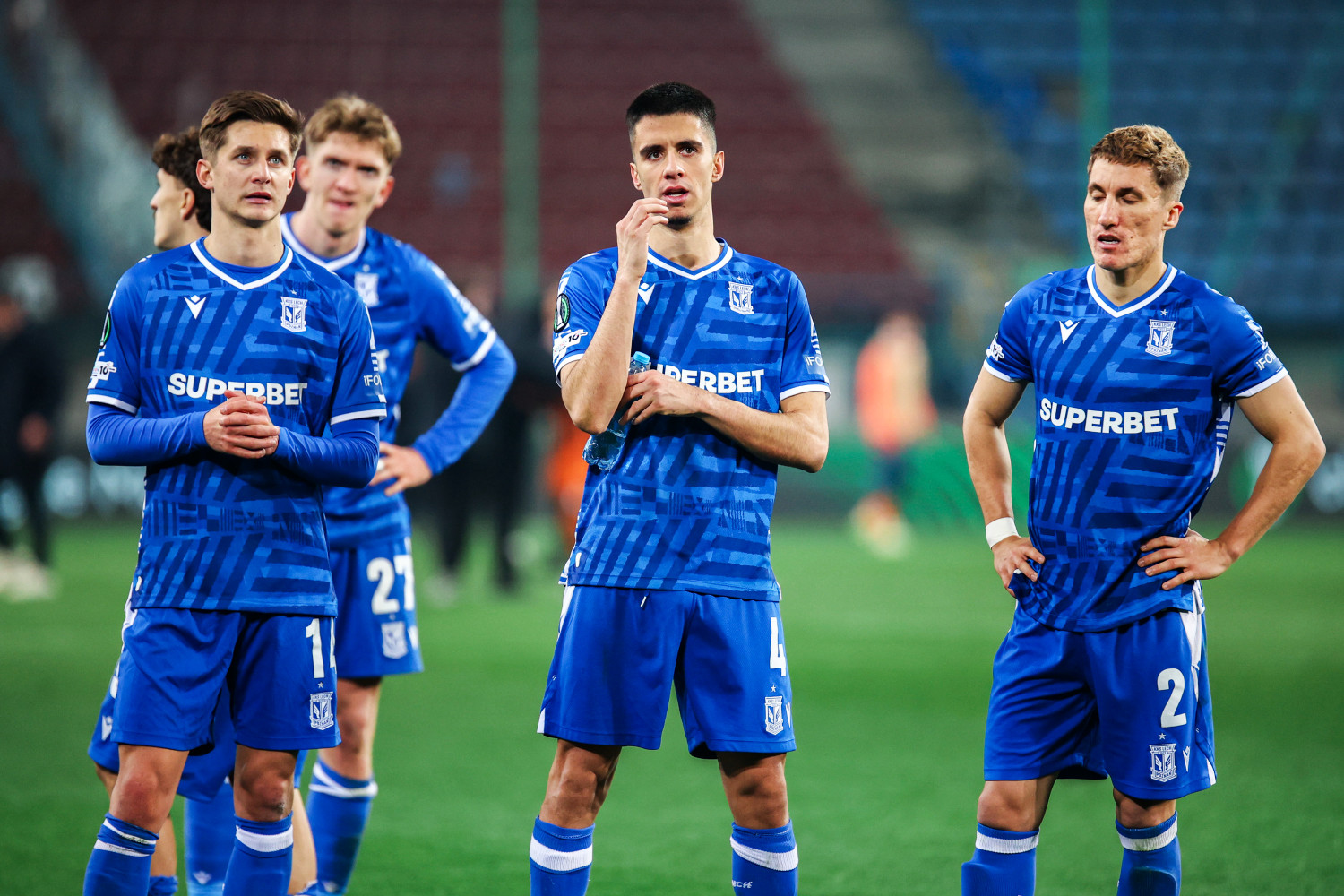 Lech Poznań go pożegna?! „Jego rychłe odejście nie będzie niespodzianką”
