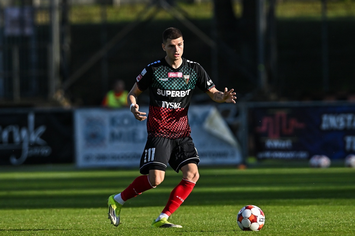 Piłkarz GKS-u na celowniku. Ekstraklasa coraz bliżej - Goal.pl