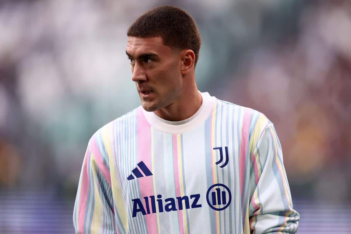 Vlahović zakotwiczy w Premier League? Gigant wyczuł okazję!