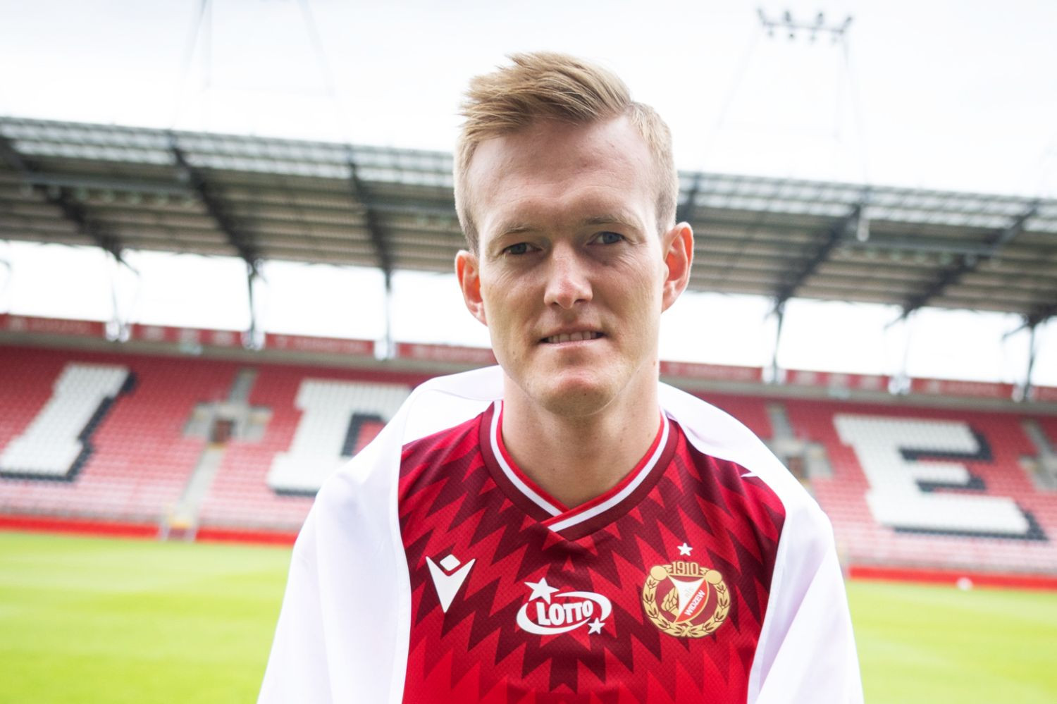Widzew Łódź startuje z treningami. Wiadomo, co z Karolem Świderskim