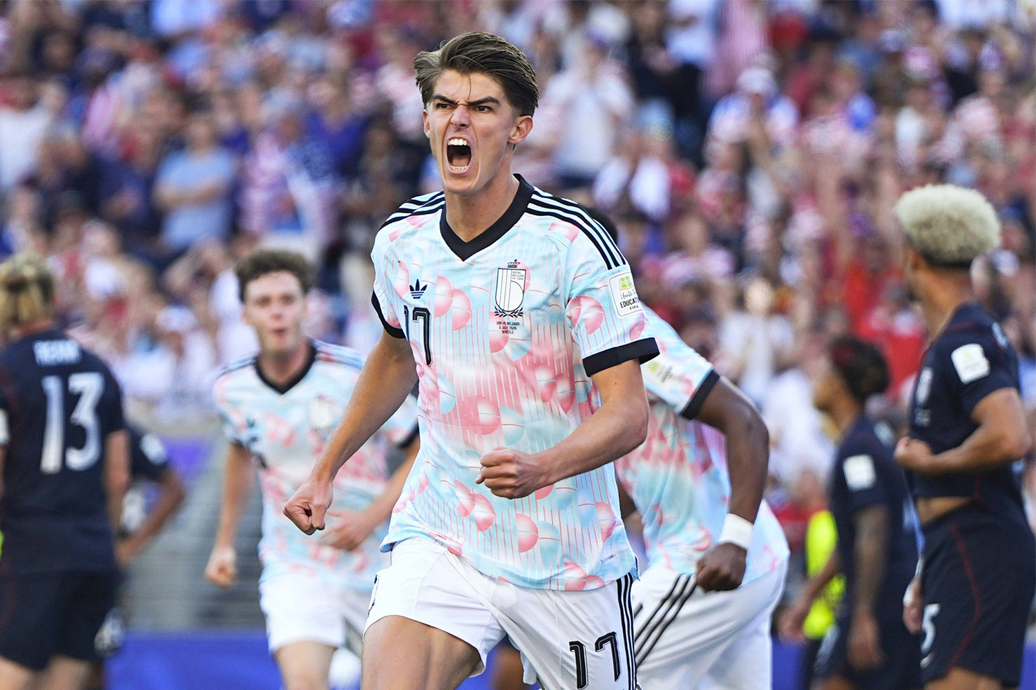 PSG mogło go kupić za 50 milionów euro [POTWIERDZONE]. Wybór padł na Ferrana Torresa