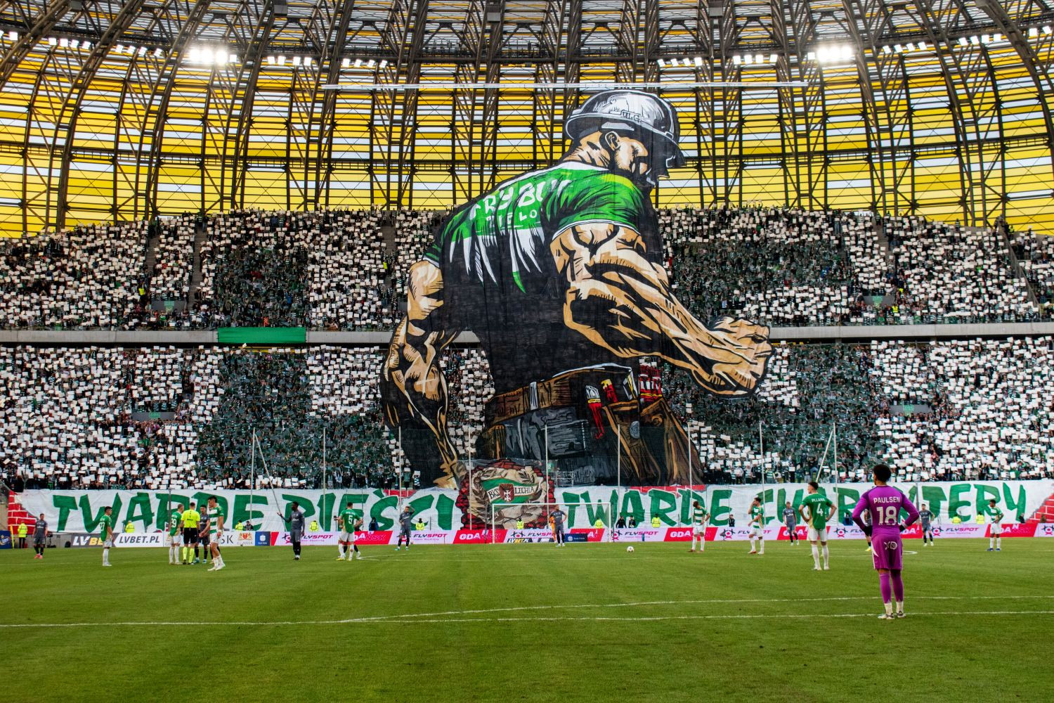 Lechia Gdańsk dopina priorytetowy transfer. Pożądany przez nowego trenera piłkarz