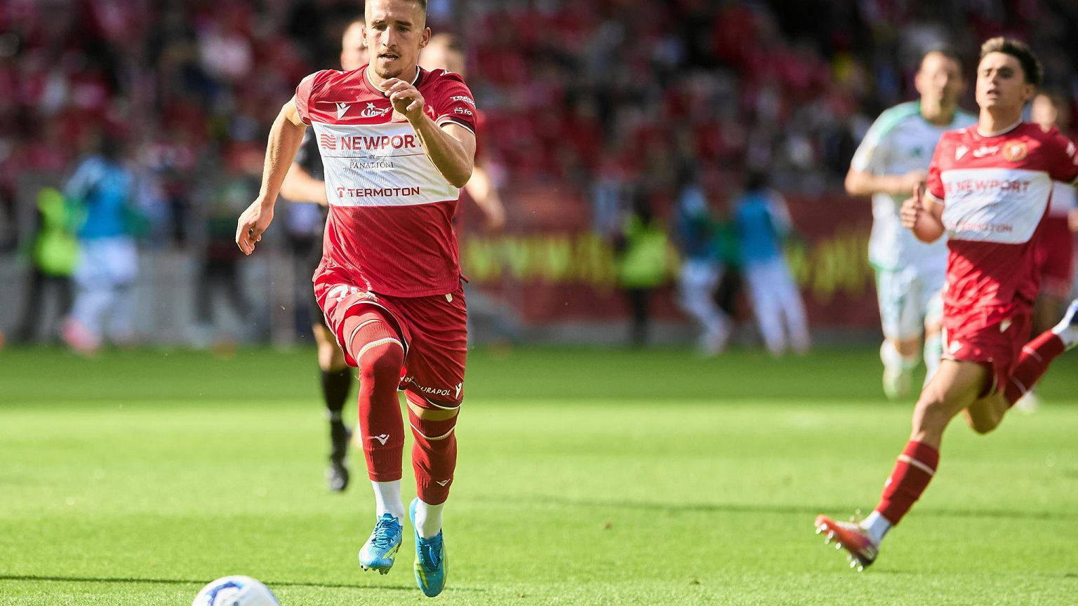Hit Ekstraklasy. Gdzie obejrzeć Legia Warszawa - Widzew Łódź? O której? [TRANSMISJA]