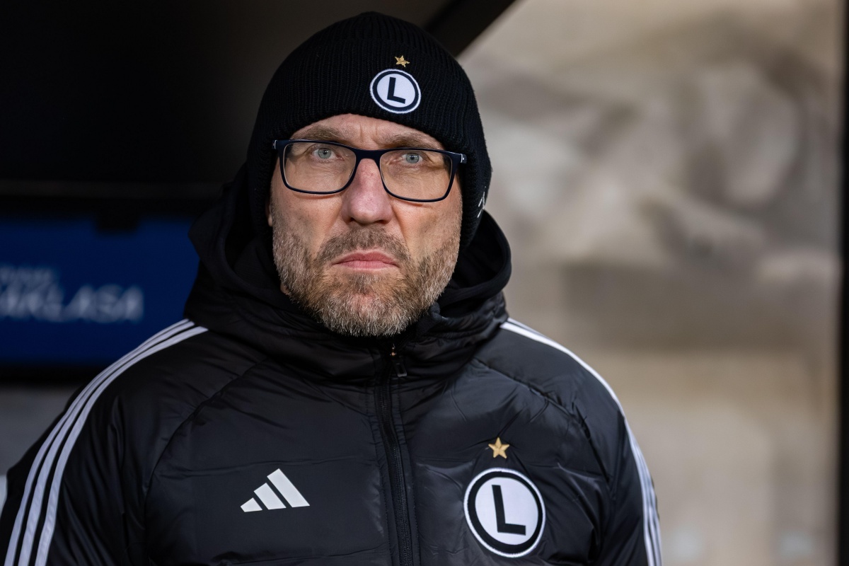 Legia Warszawa zwleka, a Marek Papszun chce tego napastnika