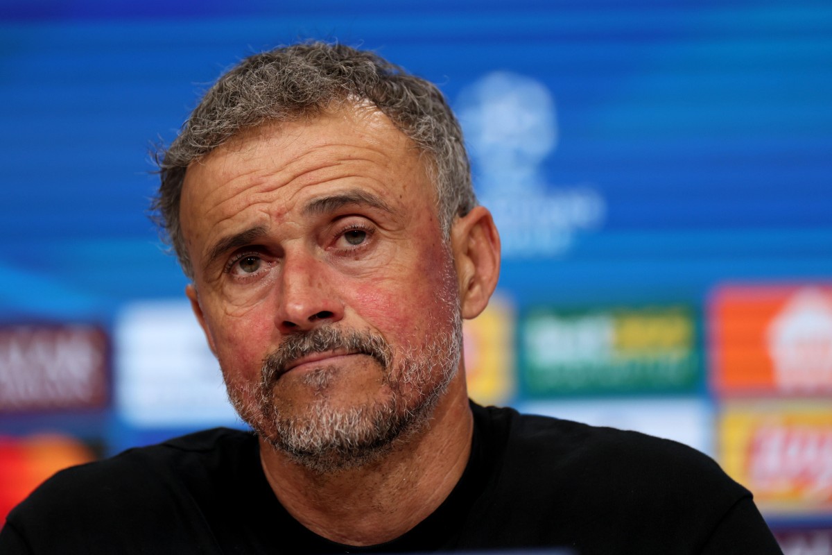 PSG rozpoczęło rozmowy z Ajaksem. Celem zdolny skrzydłowy!