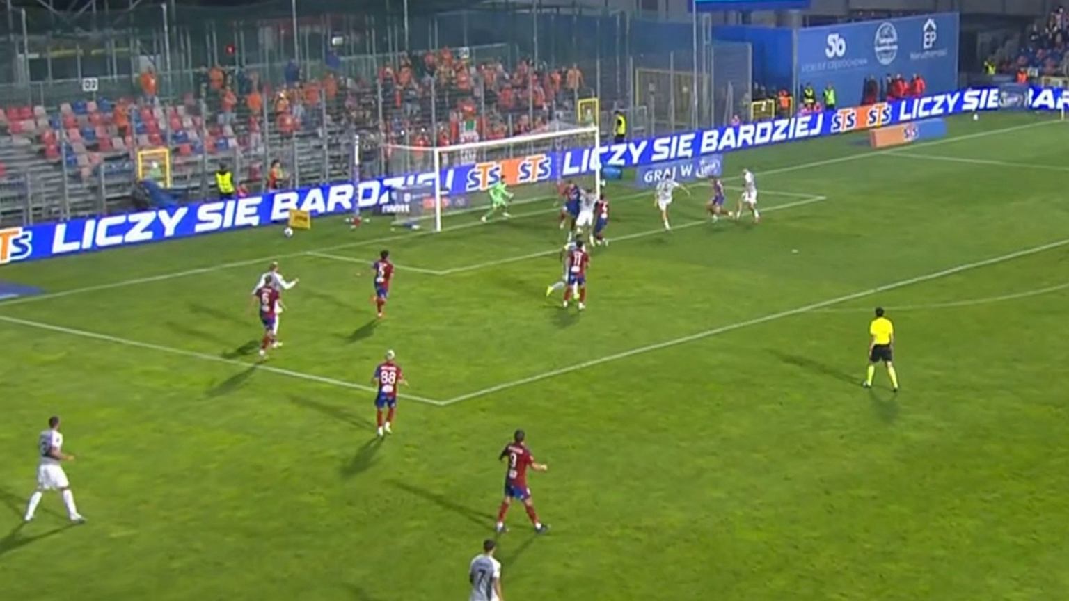Absolutna katastrofa Rakowa! Pogrążył ich gol w 103. minucie