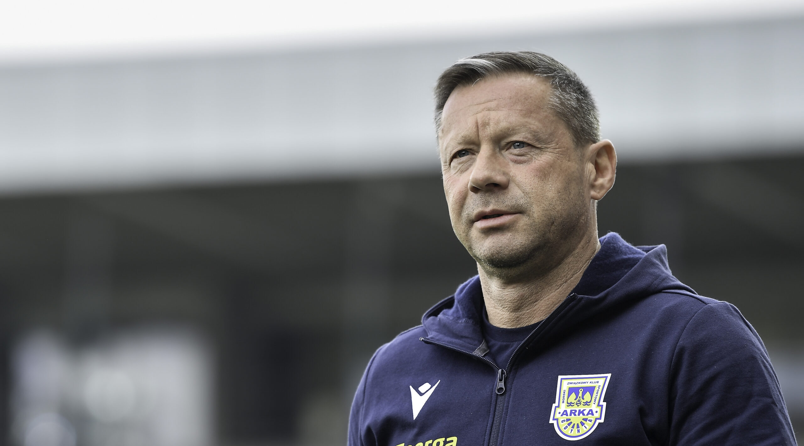 Arka Gdynia przygotowuje się do zmiany trenera. Prowadzi rozmowy z potencjalnym nowym – PiłkaNożna.pl