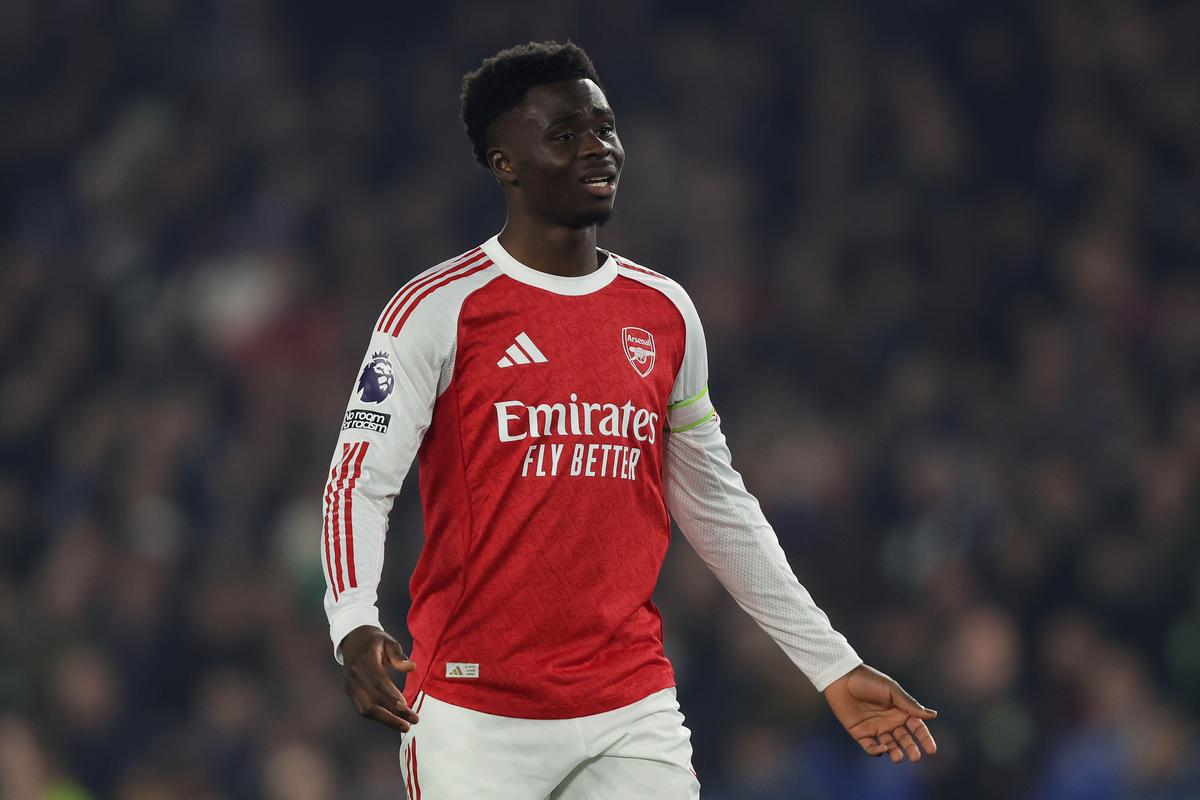 Arsenal szuka zmiennika dla Saki. Trop prowadzi do ligowego rywala