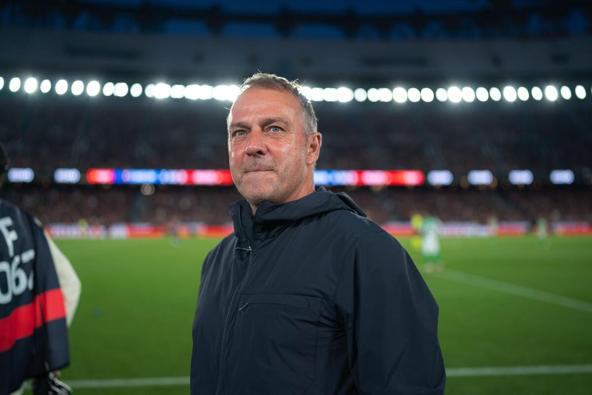 Flick prosi Barcelonę o transfer czołowego obrońcy świata
