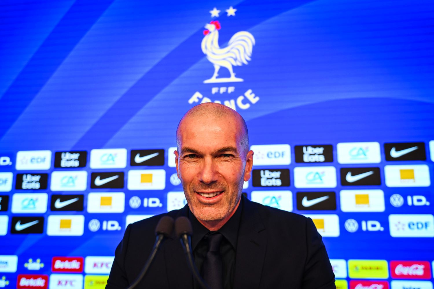 Zinédine Zidane z pierwszymi powołaniami do reprezentacji Francji [OFICJALNIE]