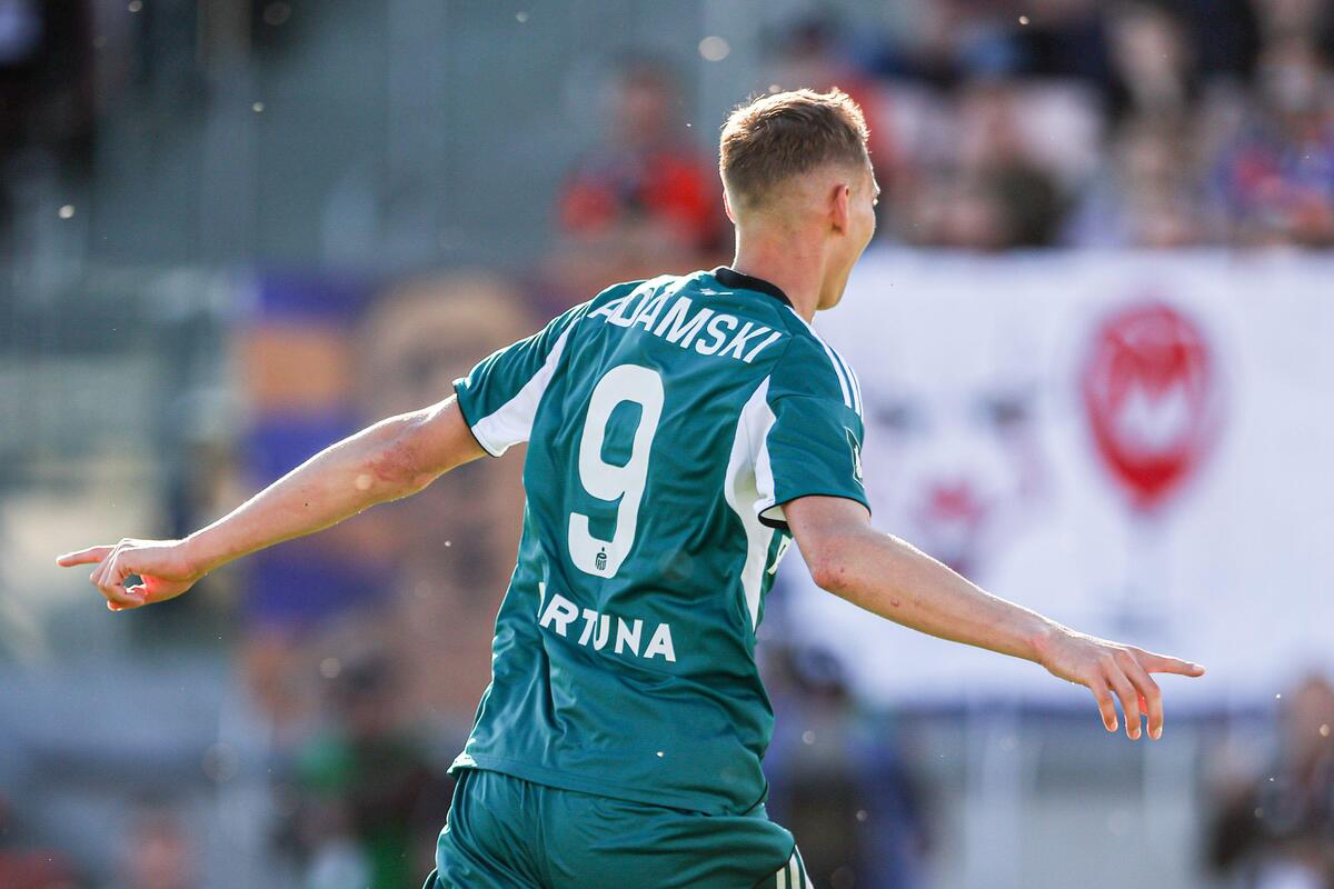 Papszun postawi w Legii na ten duet? 