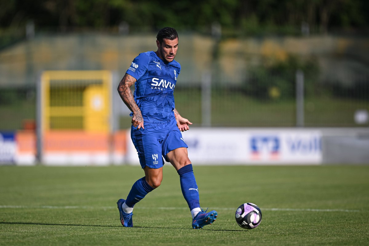 Theo Hernandez wróci do Europy?! Gigant wykazuje zainteresowanie - Goal.pl