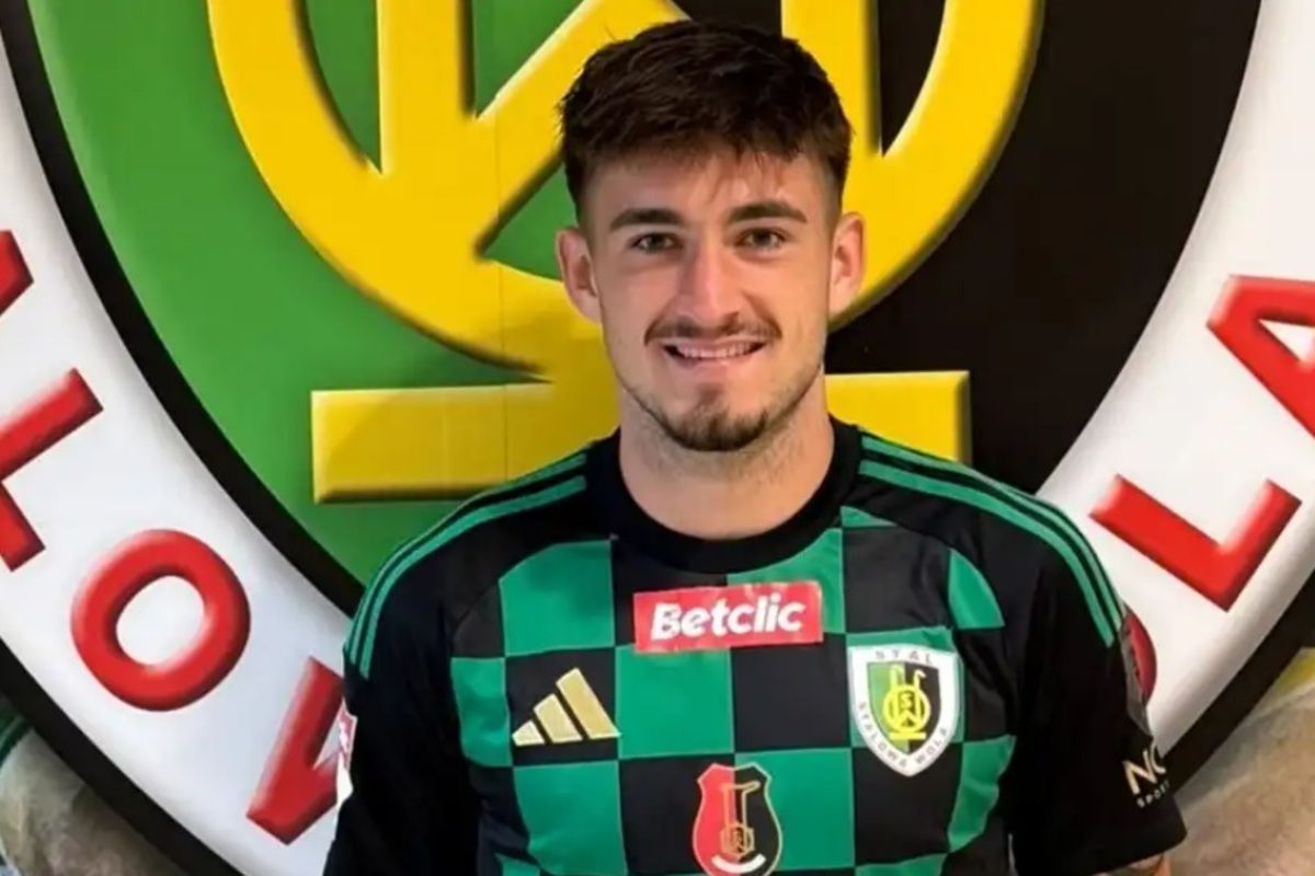 Zwycięski hat-trick Jelenia. Syn byłego reprezentanta Polski liderem strzelców