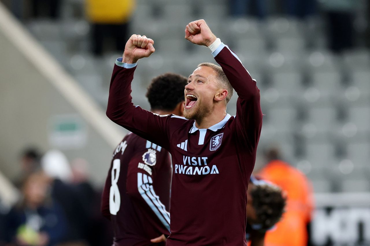 Aston Villa zdobyła St James' Park. Matty Cash pomógł zatrzymać Newcastle