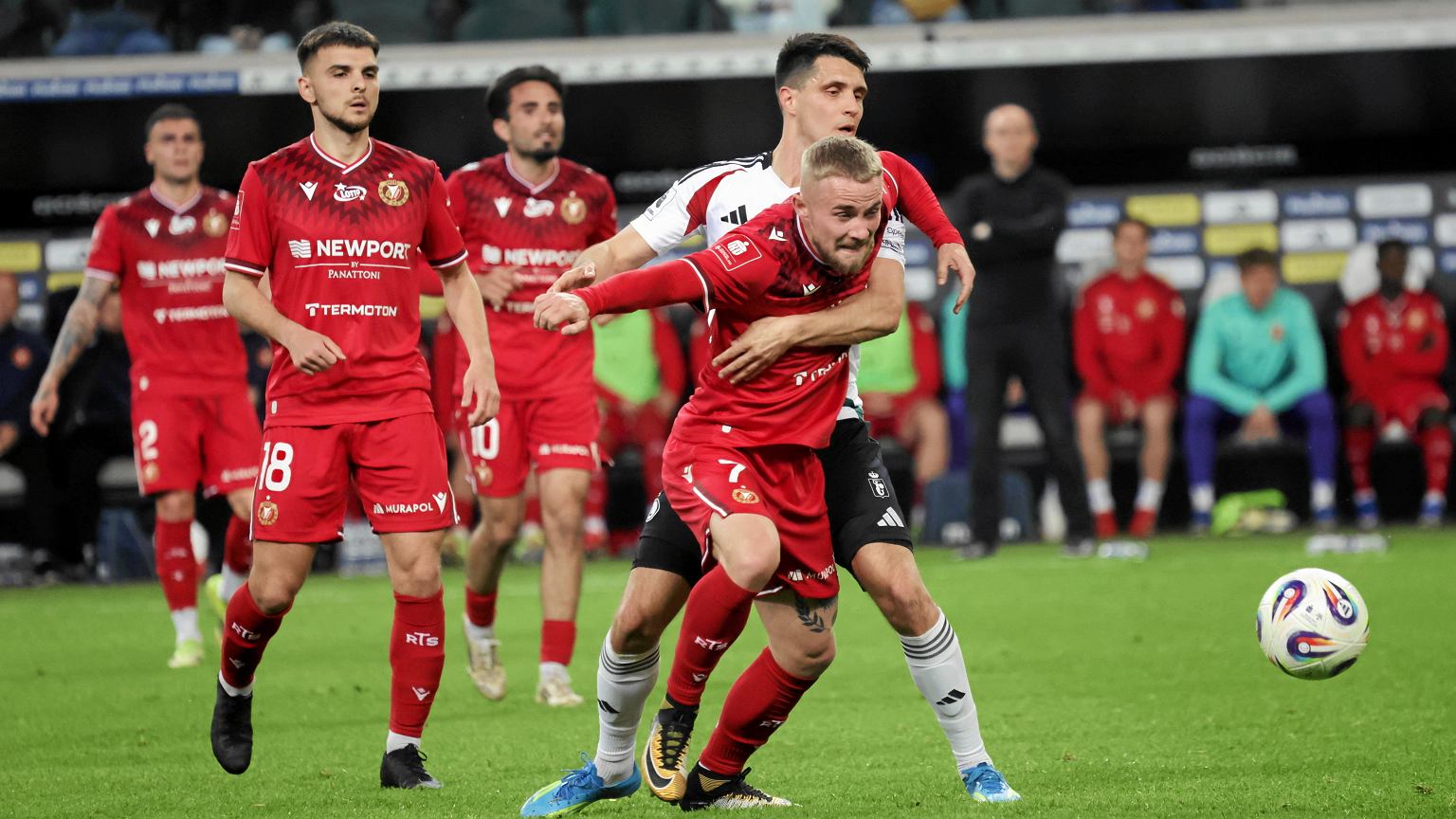 Oficjalnie. Kolejny niewypał transferowy odchodzi z Widzewa