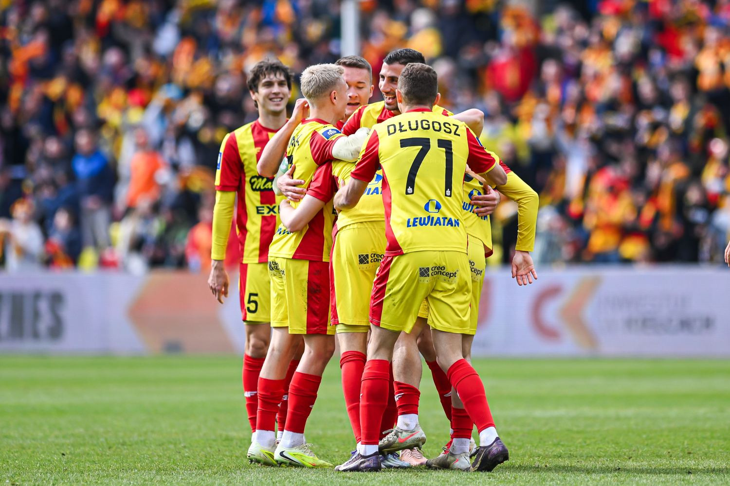 Korona Kielce o krok od transferu. „Zawodnik o takim profilu do nas dołączy”