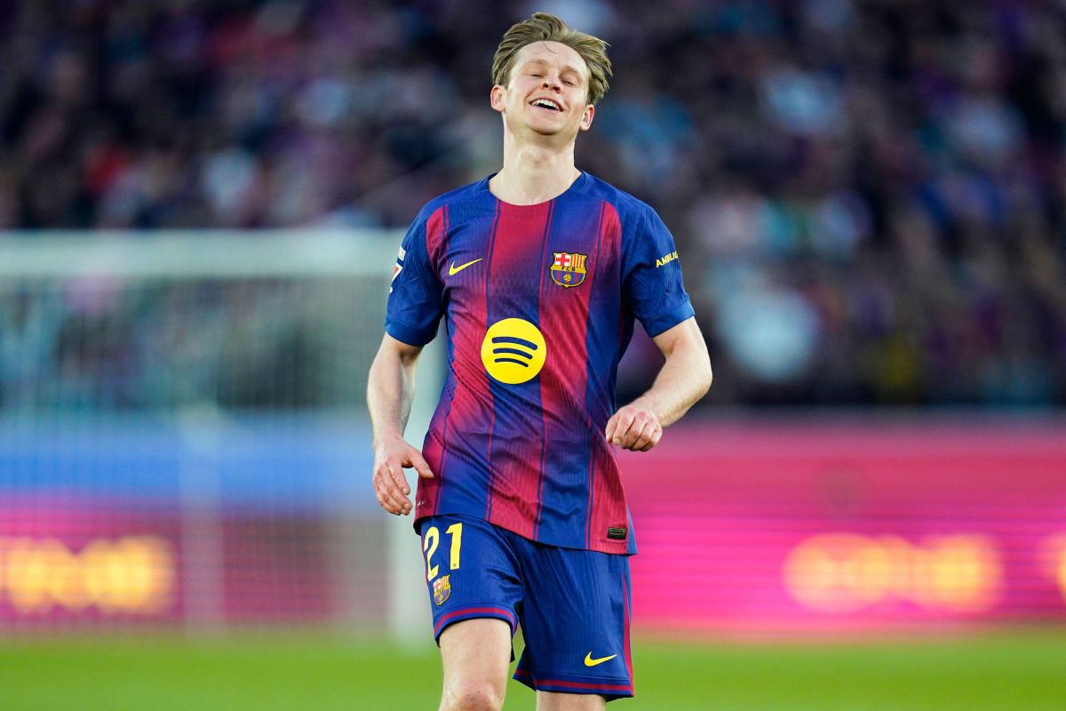Barcelona wytypowała zastępcę de Jonga! Rusza po nowy transfer