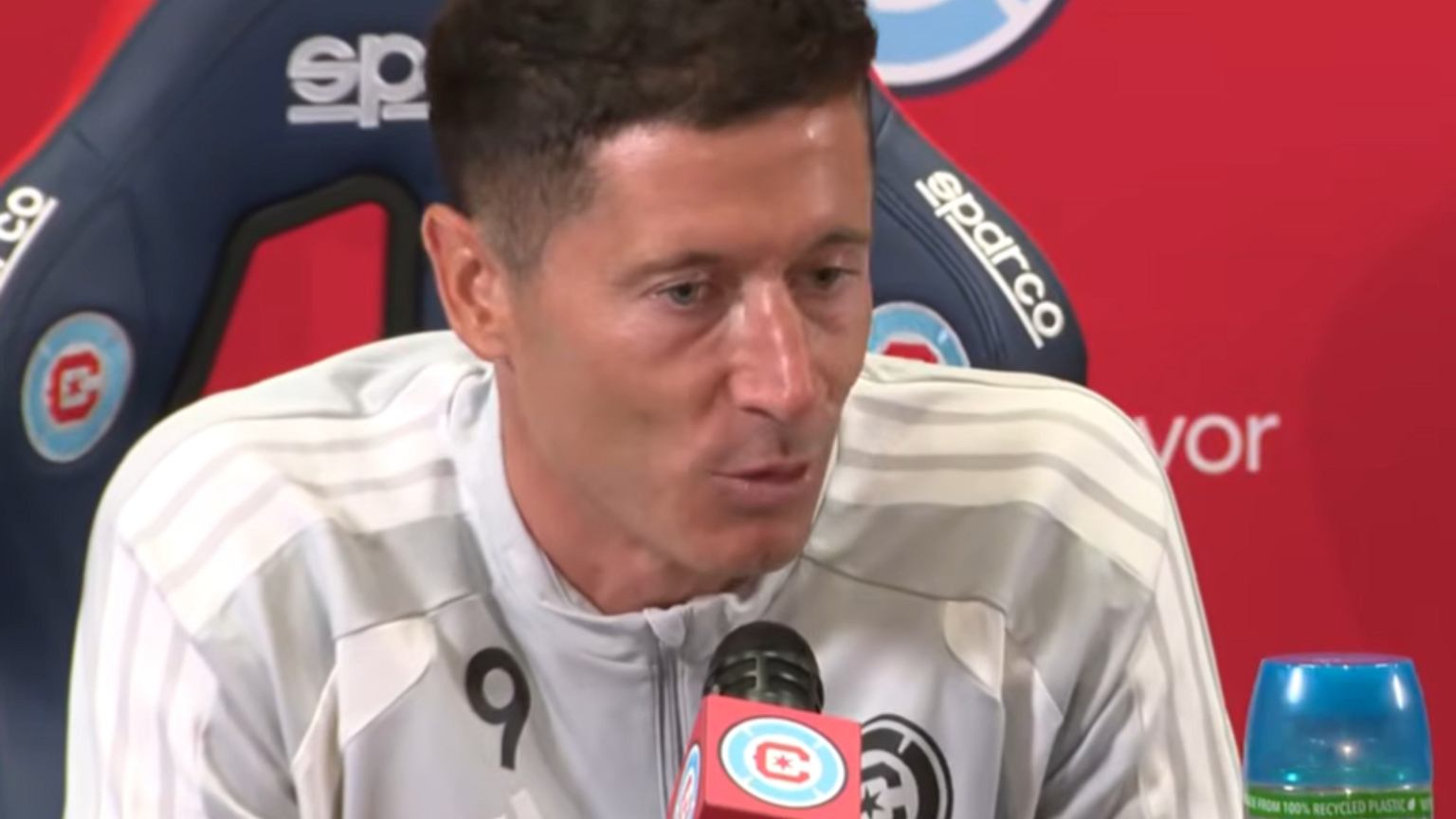 Burza po prezentacji Lewandowskiego. 