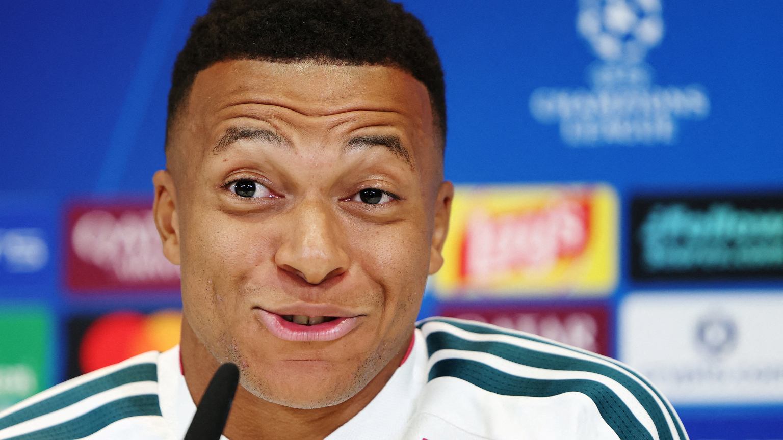 Wrze we Francji po słowach Mbappe. Dembele 