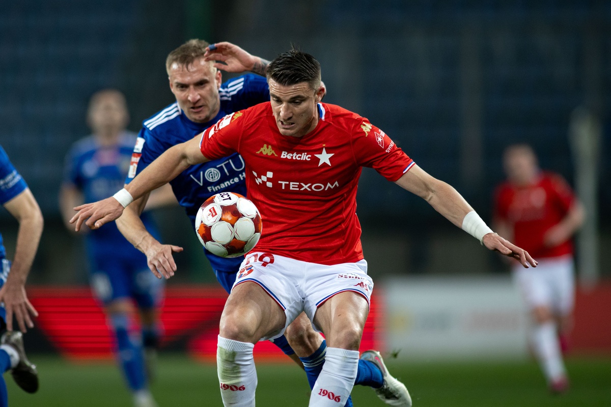 Wisła Kraków decyduje ws. dwóch piłkarzy. Wciąż mogą zostać - Goal.pl