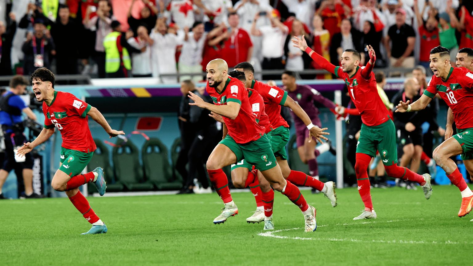 O krok od skandalu. Uczestnik mundialu zatrzymany na lotnisku